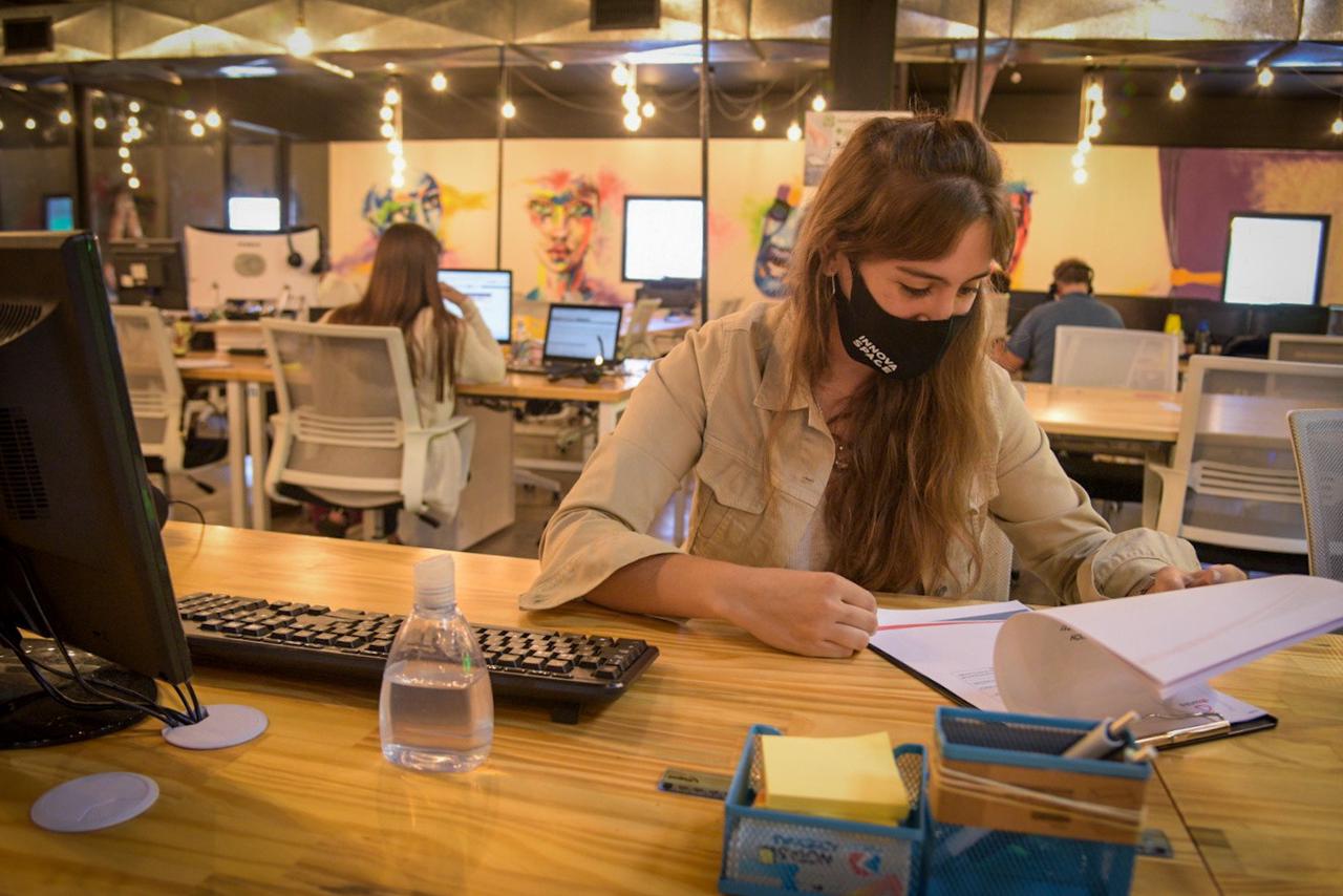 Ya se recibieron más de 660 preinscripciones para el programa “Mujeres Emprenden”