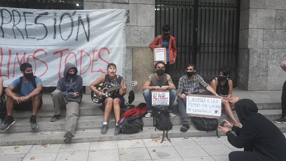 ARTESANOS SE MOVILIZARON PARA DENUNCIAR PERSECUCIÓN POLICIAL