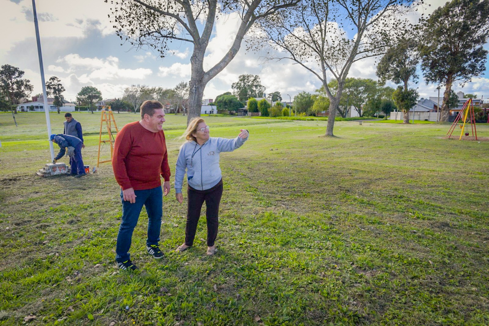 El Municipio realizó el mantenimiento de casi 500 mil metros cuadrados de espacios verdes en la zona del puerto