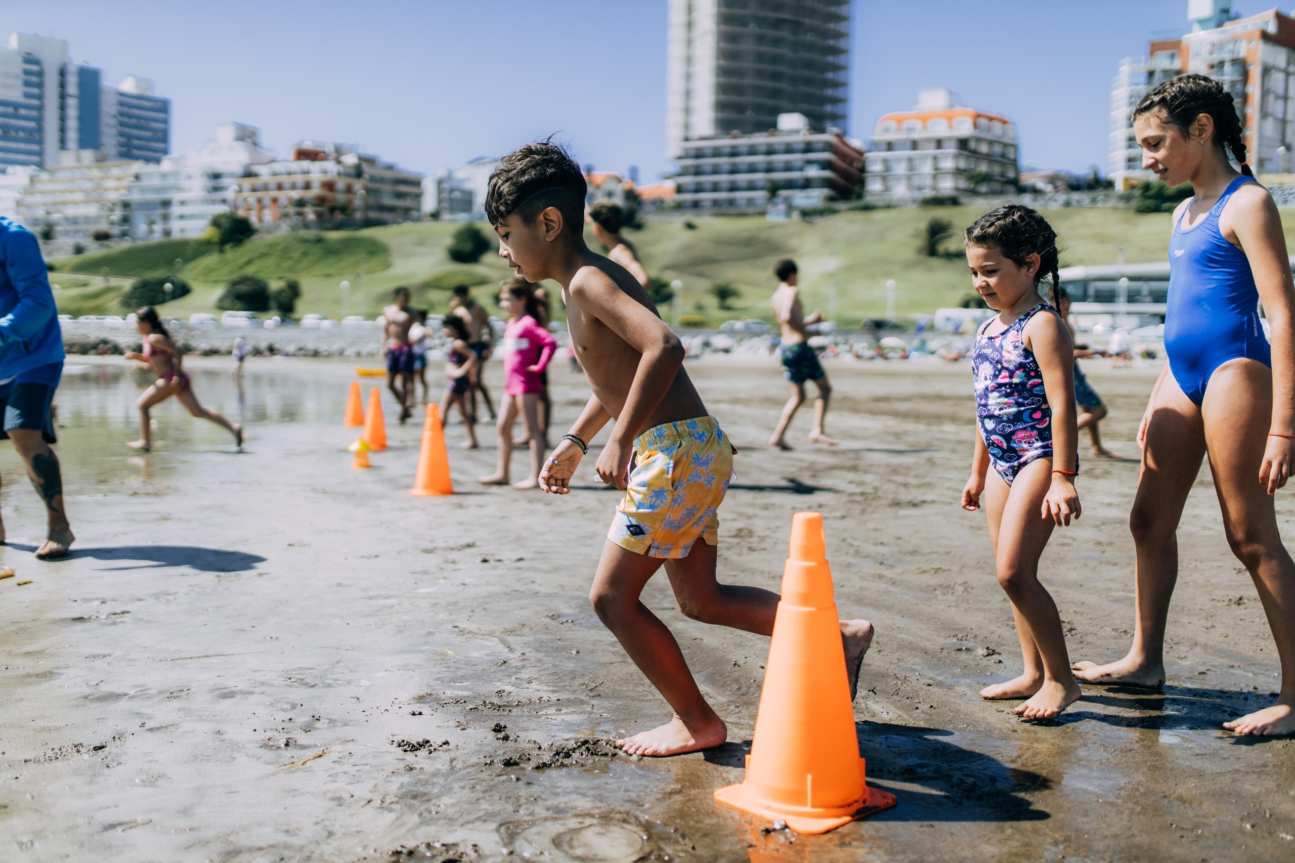 Comienzan las actividades en la Playa Deportiva EMDER
