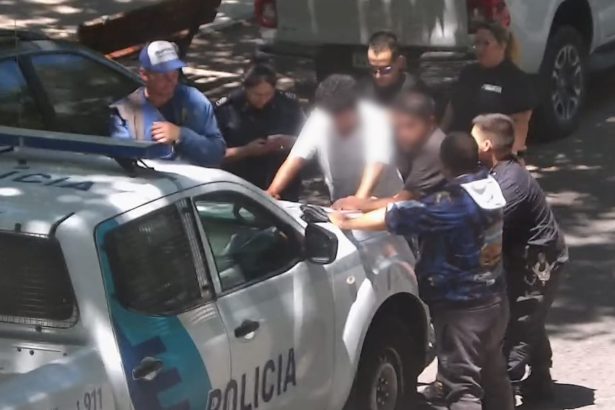 Más control en la vía pública: 374 infracciones por cuidacoches y 476 motos secuestradas en enero