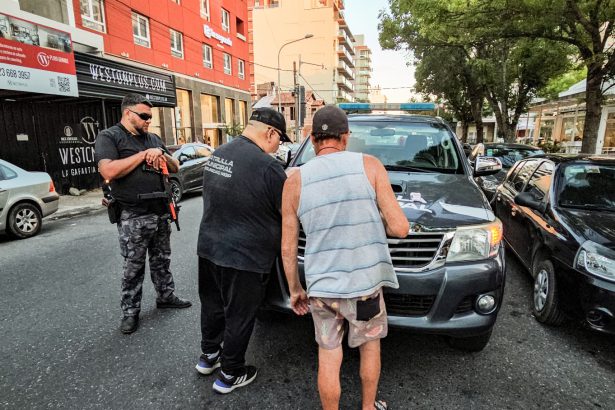 El Municipio intensificó los controles en la vía pública: 292 infracciones a cuidacoches y 259 motos secuestradas
