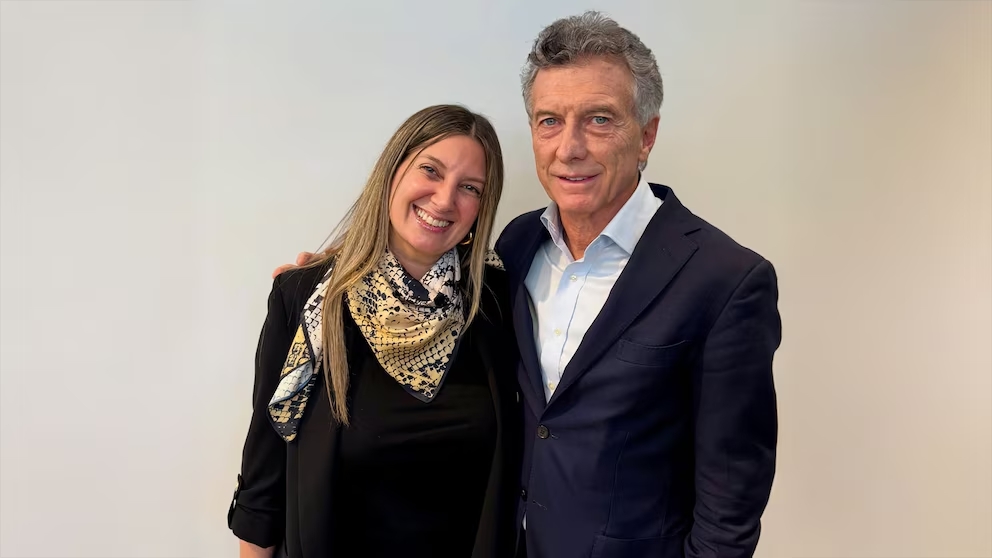 Silvia Lospennato junto a Mauricio Macri