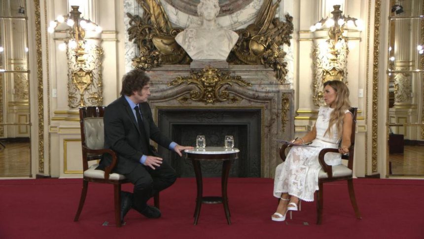 Javier Milei: "Lo de Ficha Limpia no se aprobó porque hubo un acuerdo entre Mauricio Macri y Cristina Kirchner"