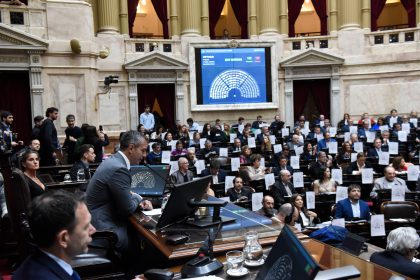 Diputados aprobó un incremento del 7,2% en las jubilaciones, más un incremento del bono a $110.000 mil y el regreso de la moratoria previsional, aunque desde el Gobierno ratificaron que la vetarán