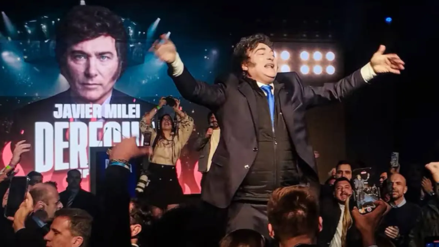 Javier Milei cerró la ''Derecha Fest'', trató a Victoria Villarruel de ''Bruta traidora'' y cruzó a la oposición; ''Los vamos a aplastar como las cucarachas que son''