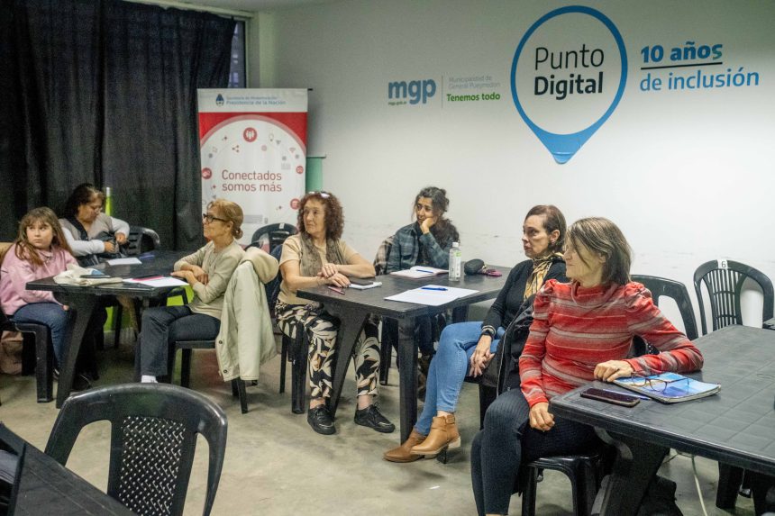 Actividades culturales, cursos y juegos en la programación de julio de los Puntos Digitales