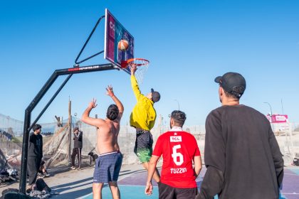 Finalizaron las obras de las dos nuevas canchas de básquet de Plaza España