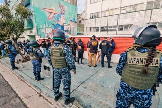 Desalojan a 21 personas en un allanamiento de una vivienda usurpada