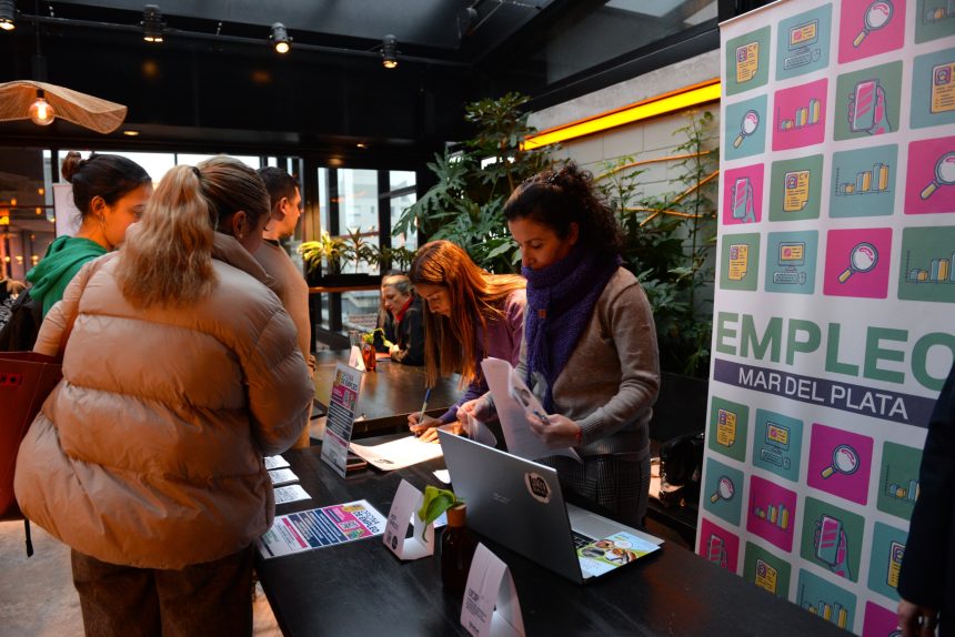 Empleo: El Municipio conectó a 837 postulantes con empresas de la ciudad