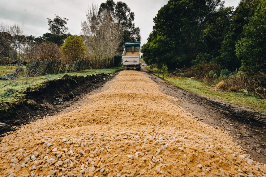 La Municipalidad reparó más de 110 cuadras en el Puerto y zona Sur