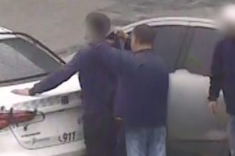 A través de las cámaras del COM, aprehendieron a un hombre que intentó robar una camioneta