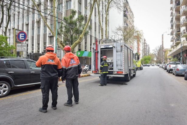 El Municipio participó en un ejercicio de evacuación controlada en Tribunales