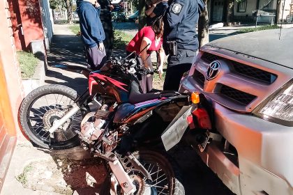 La Patrulla Municipal interceptó a un motociclista que intentó escapar de un operativo en Plaza San Cayetano