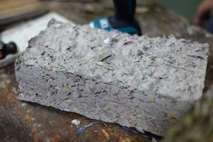 “EcoLadrillo”, proyecto de la Escuela Municipal de Formación Profesional 1 que le da un nuevo uso a los residuos