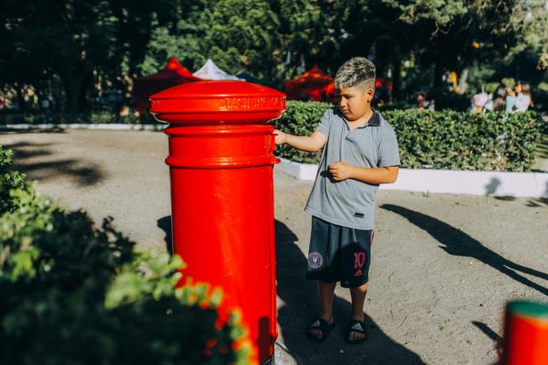 Desde este lunes se podrán depositar las cartas para Papá Noel