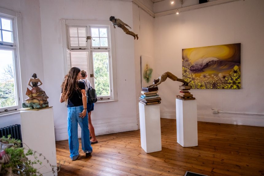 Muestras, cine, charlas y música en vivo Villa Victoria durante diciembre