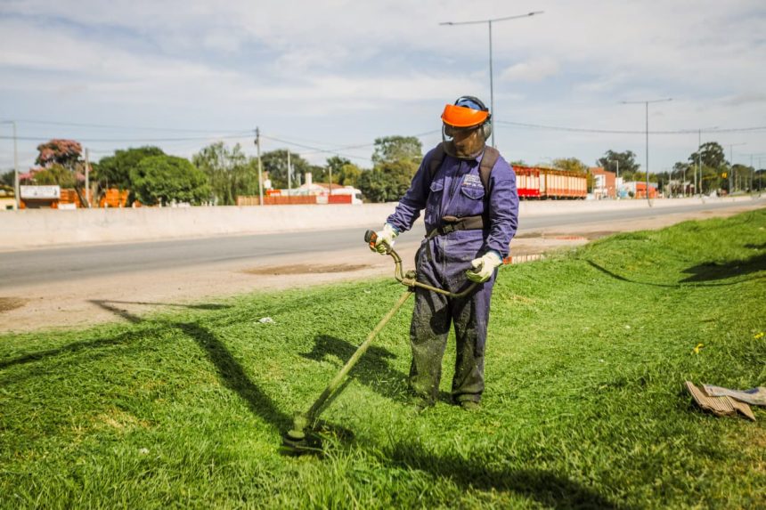 La Municipalidad reparó 84 cuadras y realizó trabajos de mantenimiento integral en espacios públicos en Batán