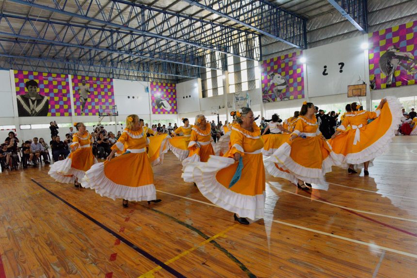 El Punto Digital Colinas cerró 2025 con la entrega de más de mil certificados