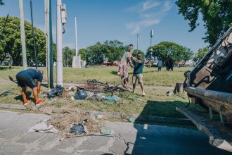 El Municipio realizó operativo de limpieza y recuperación integral en la Plaza Belgrano