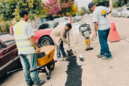 Bacheo Express: “Sabemos que las calles son un tema central para los vecinos y vamos a seguir trabajando para dar respuesta a esa demanda”, señaló el intendente Neme