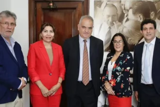 Tres Senadores peronistas abandonaron el bloque y los libertarios estarían cerca de los dos tercios con los aliados en la Cámara Alta