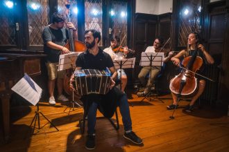 Mar del Plata celebra un nuevo aniversario del nacimiento de Mariano Mores con charlas y música en vivo