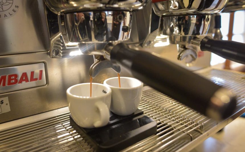 El Municipio y Cabrales renuevan su alianza para la formación de baristas