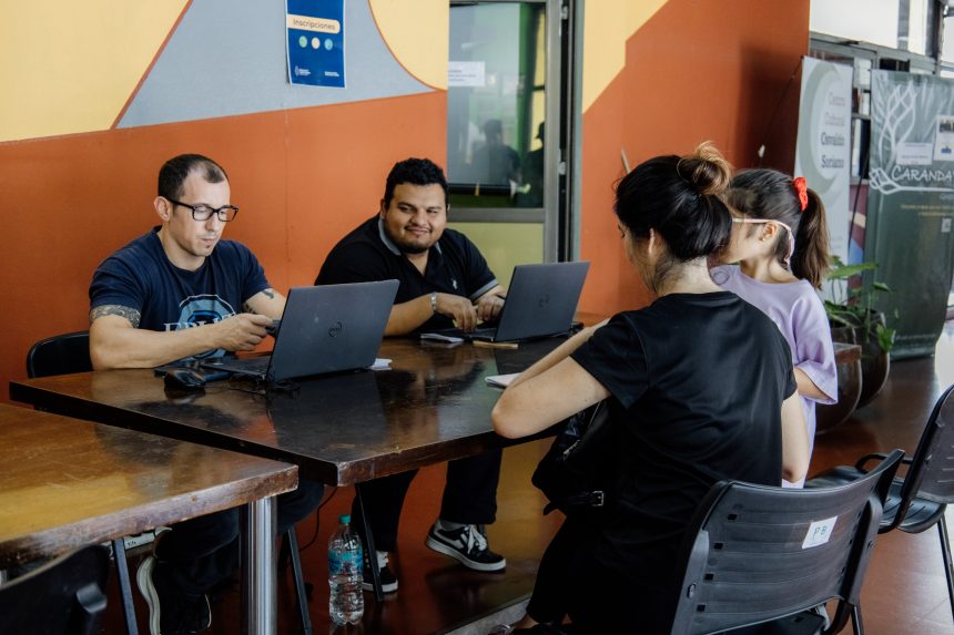 Nuevo punto de inscripción del programa Centros de Familia