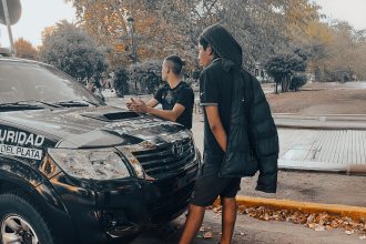 La Patrulla Municipal intervino por acampe en la vía pública