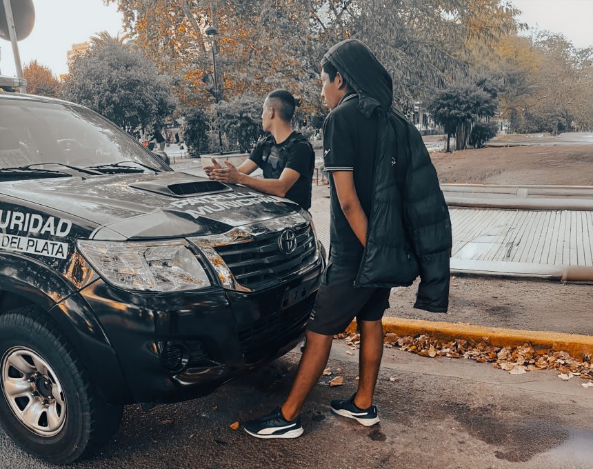 La Patrulla Municipal intervino por acampe en la vía pública