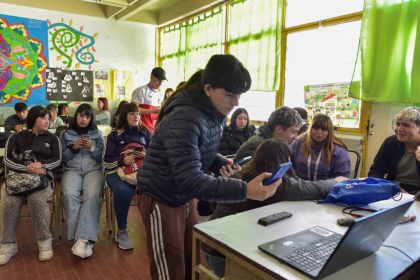 El Municipio lanza una capacitación sobre el uso de inteligencia artificial en el aula