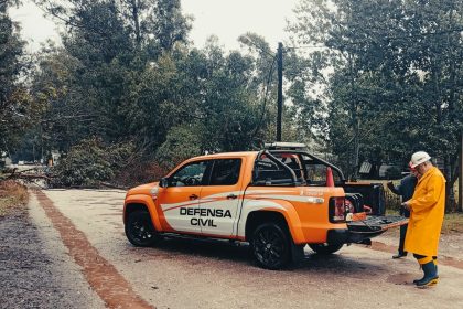 El Municipio continúa con tareas de asistencia y prevención tras el alerta por tormentas y vientos en la ciudad