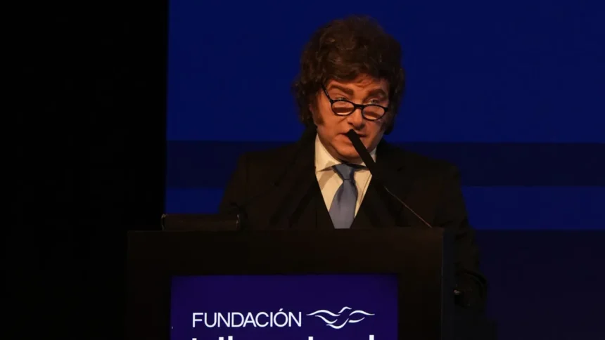 Javier Milei estuvo en la cena de la Fundación Libertad: "Lo peor ya pasó, el kirchnerismo quiso derrocarme y no lo logró"