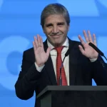 Luis Caputo sostuvo que la inflación de marzo será superior al 3%