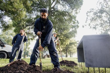 El Municipio puso en valor la Plaza Chazarreta en el barrio La Florida