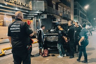 Delincuentes del espacio público fueron aprehendidos tras amenazar al personal y generar disturbios en la vía pública
