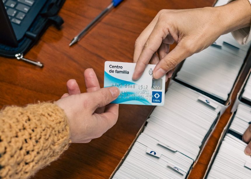 Se extiende la entrega de tarjetas del Programa Centros de Familia