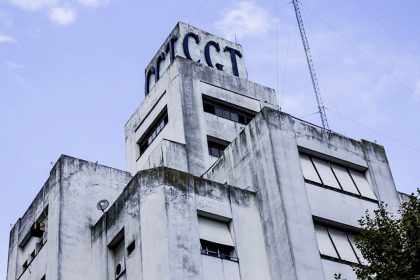 La CGT analiza hacer huelgas "a la francesa": De qué se trata