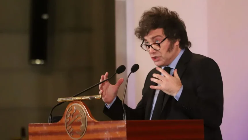 Javier Milei cruzó al Senado luego de la fallida sesión para tratar la Ley de Propiedad Privada: "Son los culpables de la atroz decadencia"