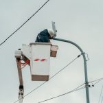 El Municipio comenzó un Plan de Iluminación LED que llegará a 13 barrios y beneficiará a más de 80 mil vecinos