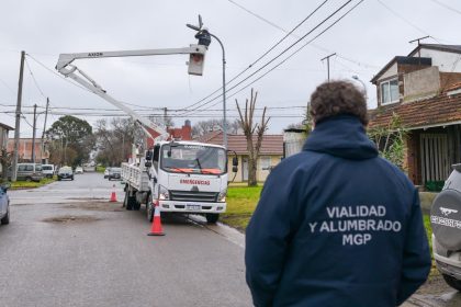 El Municipio ya renovó más de 400 luminarias en los primeros días del Plan 100% LED