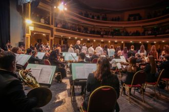 El Municipio presenta la programación de agosto en el Teatro Colón