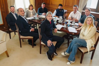 El Gobierno de Javier Milei insiste con la reforma electoral "completa"