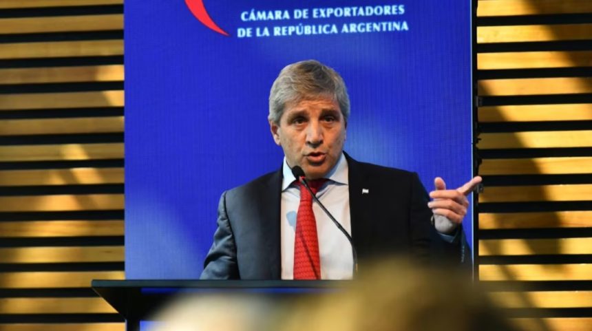 El Gobierno de Javier Milei presentó el Presupuesto 2027 con una inflación anual de 18%, un dólar a $1.847 a fin de año y un crecimiento del 4% del PBI
