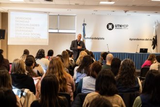 Más de 120 docentes se capacitaron en abordaje de conflictos en ámbitos educativos