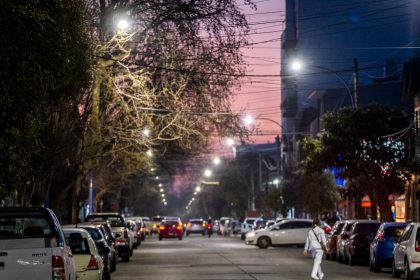 Más de 67.000 vecinos beneficiados: el Plan LED completó tres sectores e inició trabajos en Estación Norte y Los Pinares
