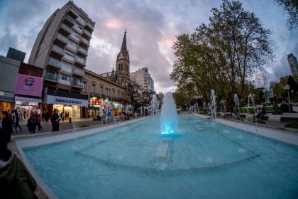 El Municipio puso en valor la fuente ornamental de Peatonal San Martín y San Luis